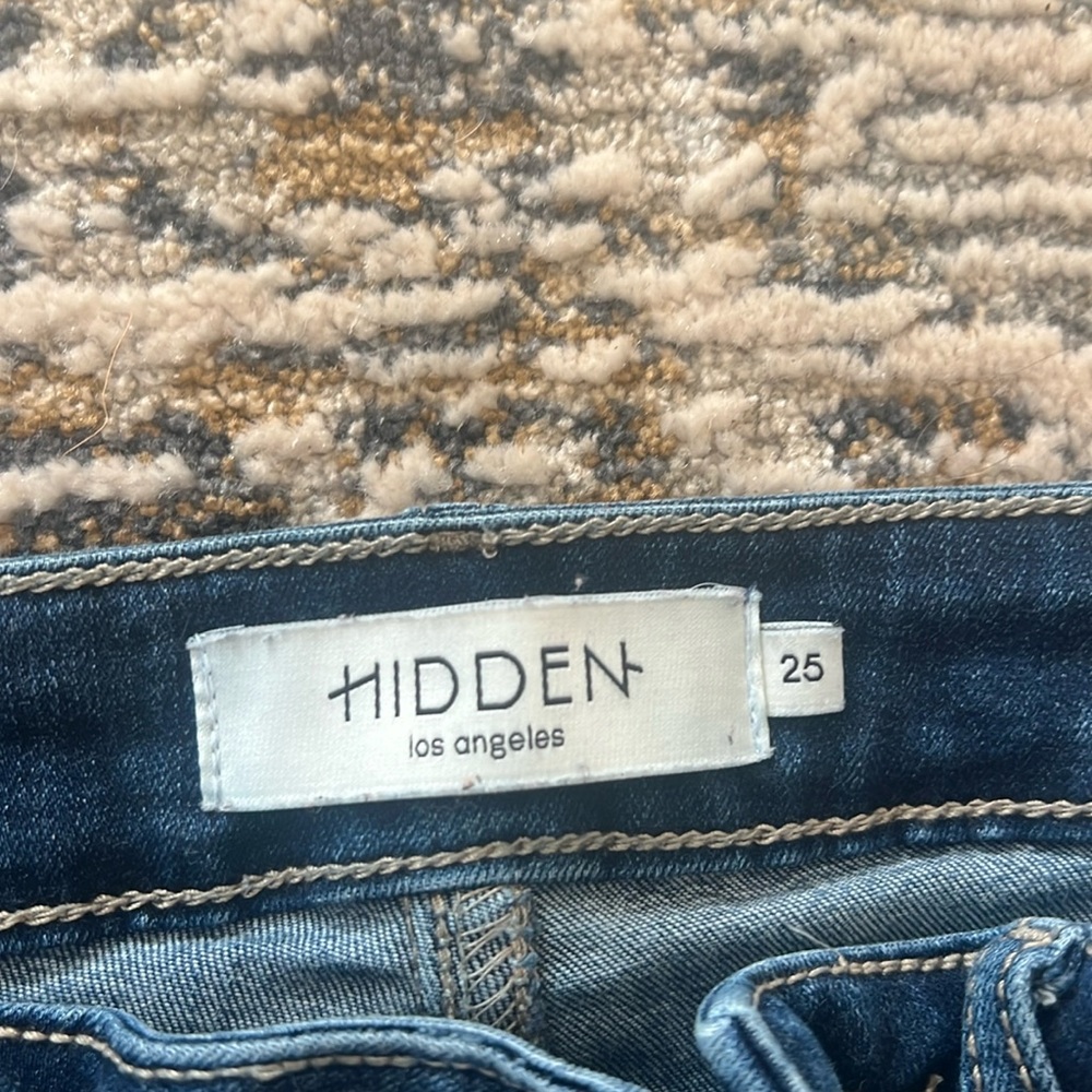 Hidden jeans. Size 25 woman’s